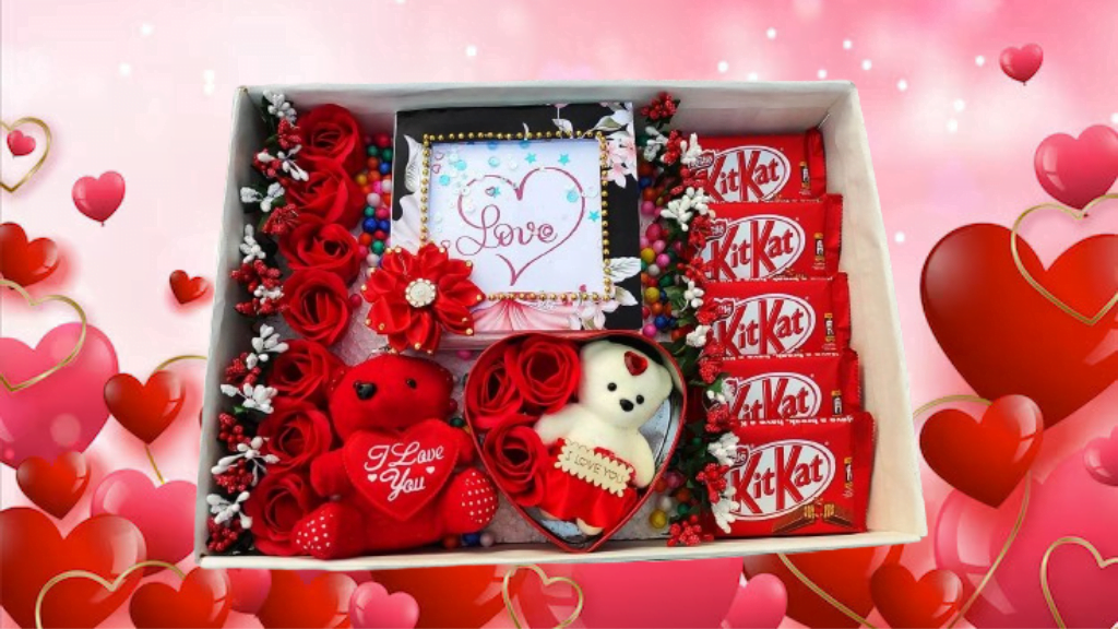 Top Valentine Day Gifts Under 1000